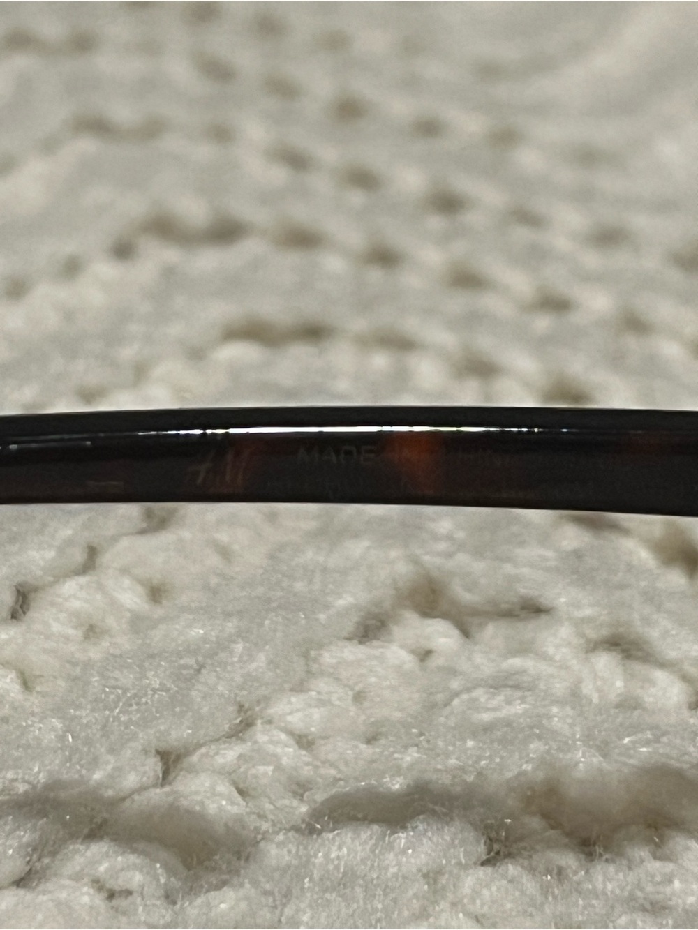 H&M Tortoiseshell Oval Sunglasses with Brown Lenses - Picture 5 of 5